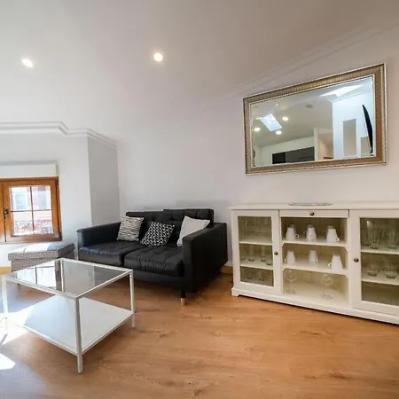 Апартаменты Atico Caprichos Aranda Аранда-де-Дуэро