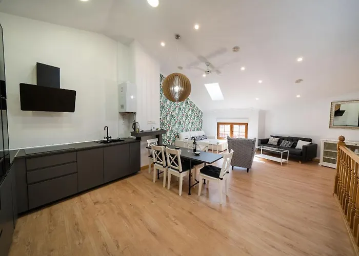 Atico Caprichos Aranda 아란다데두에로